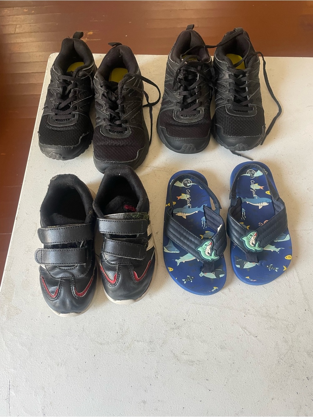 Lot Of Kids Black Athletic Sneakers - Unbranded